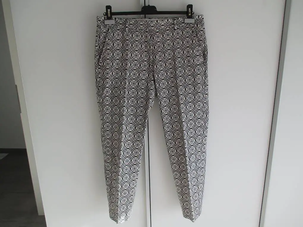 Hose, beige/schwarz/dunkelblau, Grösse 40