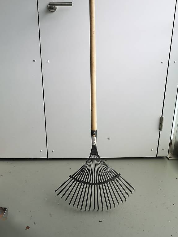 Rechen (Gras, Laub, Heu, Stroh)