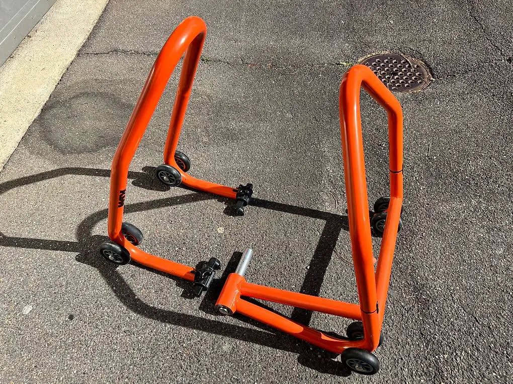 KTM Montageständer vorhe+hinten