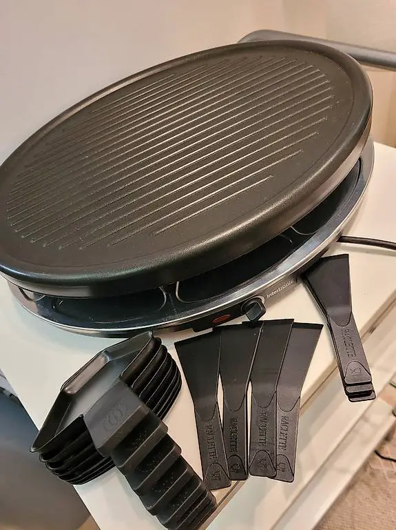 Racletteofen und Grill