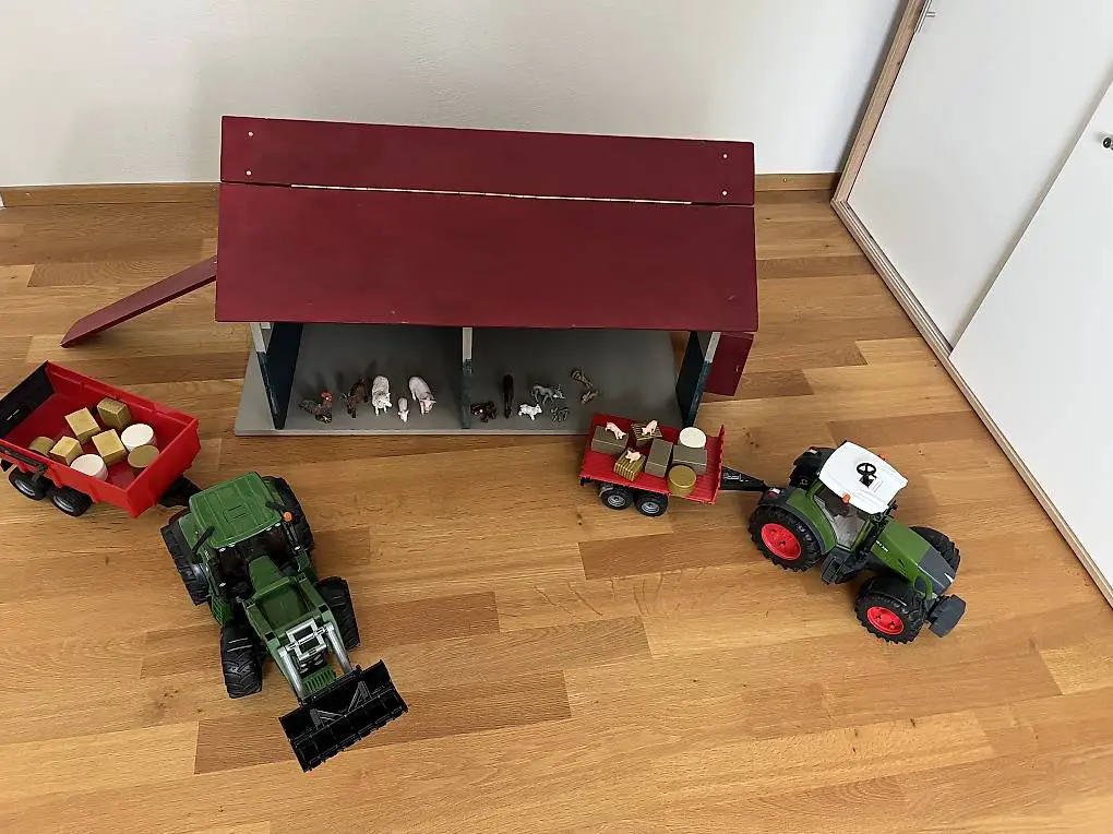 Bauernhof mit Zubehör