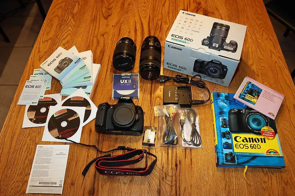 Canon EOS 60D Spiegelreflexkamera inkl. Zubehör