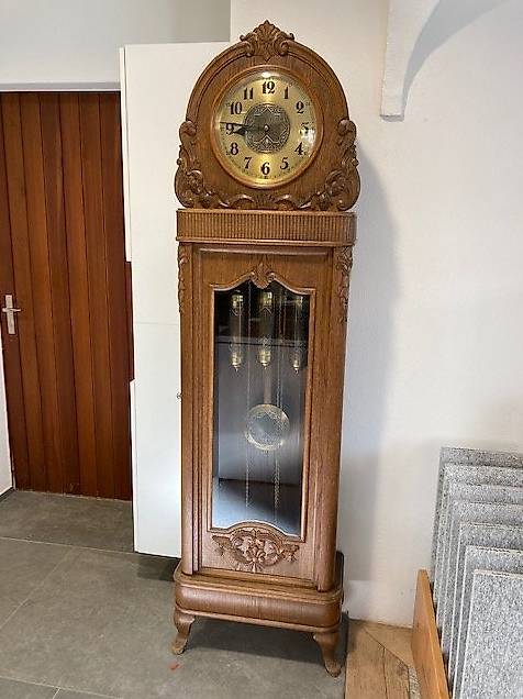 Standuhr mit Big Ben Schlag