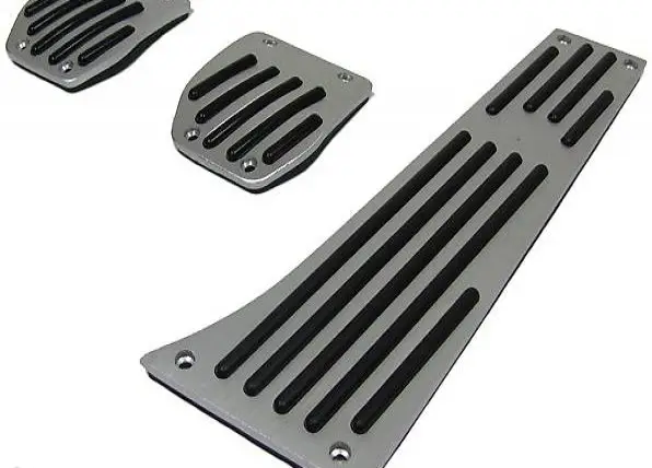  BMW E34 - ALU PEDALEN