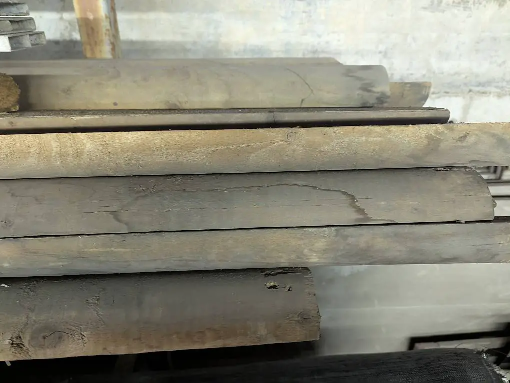 Holz latten halb rund