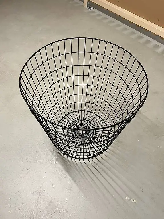 Wäschekorb / Metall Korb