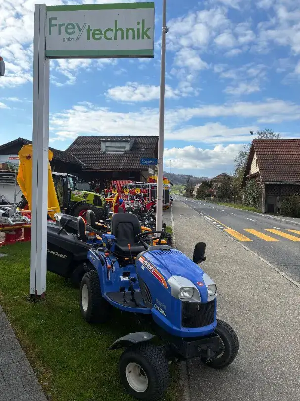 Iseki TXG 237 FH Traktor Kommunaltraktor hydrostat