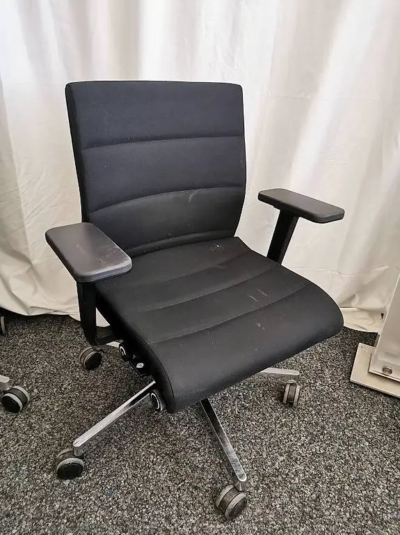 Bürostuhl / Bürodrehstuhl / Interstuhl "CHAMP" / schwarz