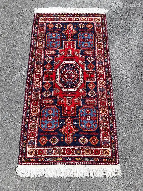Handgeknüpfter Orientteppich, 147 x 69 cm