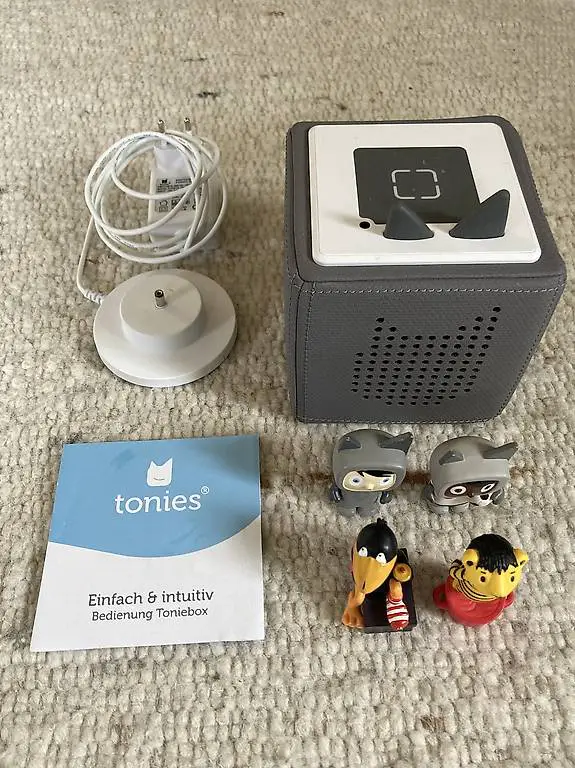 Toniebix inkl. Ladekabel und Figuren