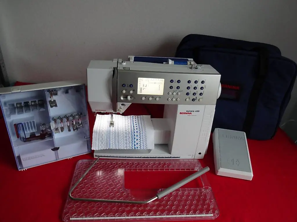 "BERNINA Aurora 430" Revidiert mit 2-Monate Garantie