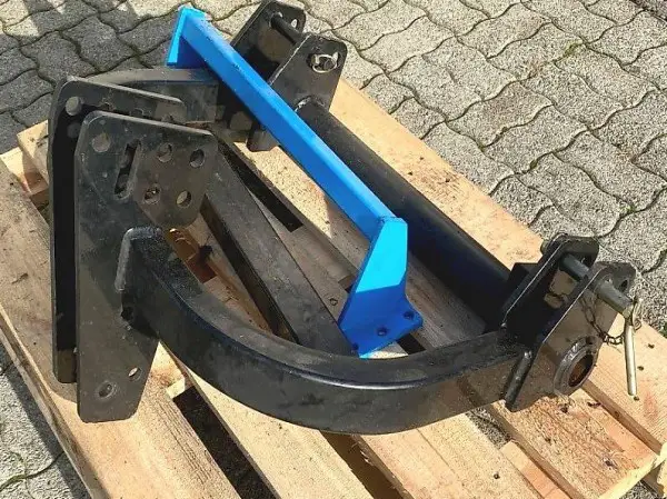  3-Punkt Anbaubock zu Front-Mulchgerät Eurojolly