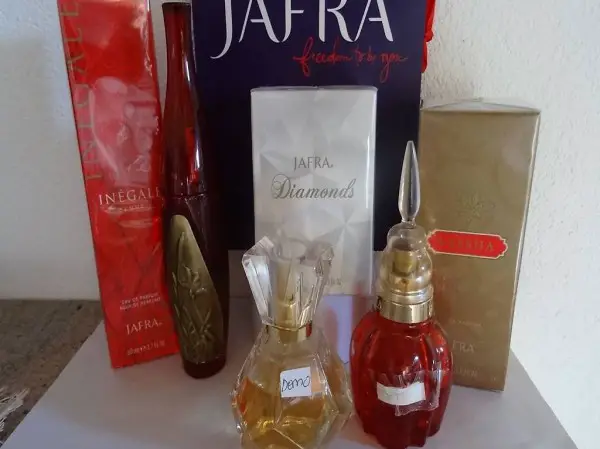  Jafra Eau de Parfüme, EdT, SPA, verschiedene Wahl Neu