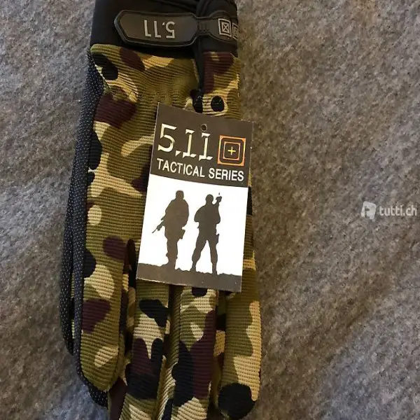 Guanti mimetici tactical