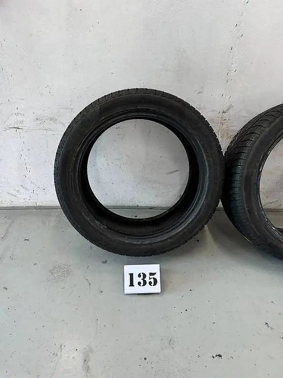 Pirelli Winterreifen 255/45/20 mit 5mm Profil von Audi Q5