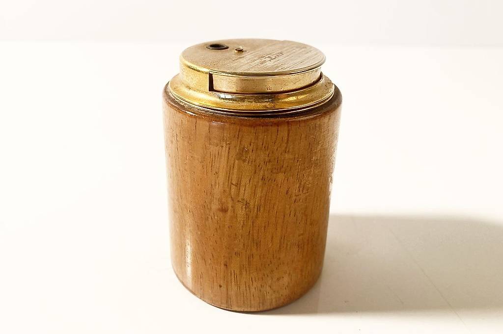 Zino Feuerzeug aus Edelholz