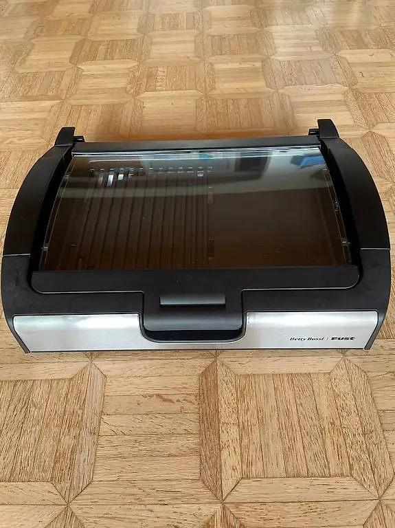 Tischgrill mit Glasdeckel, elektrisch, 2200 Watt