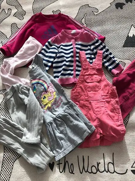 Kleiderpaket für Mädchen Gr. 74