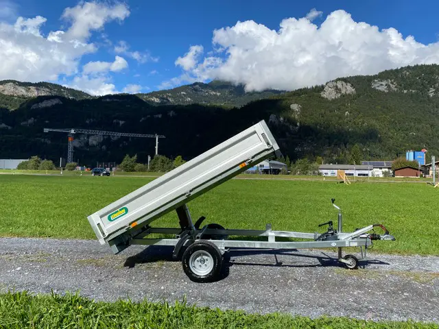 UNSINN, Heckkipper 13-230x150x30H, Brücke/Pritsche