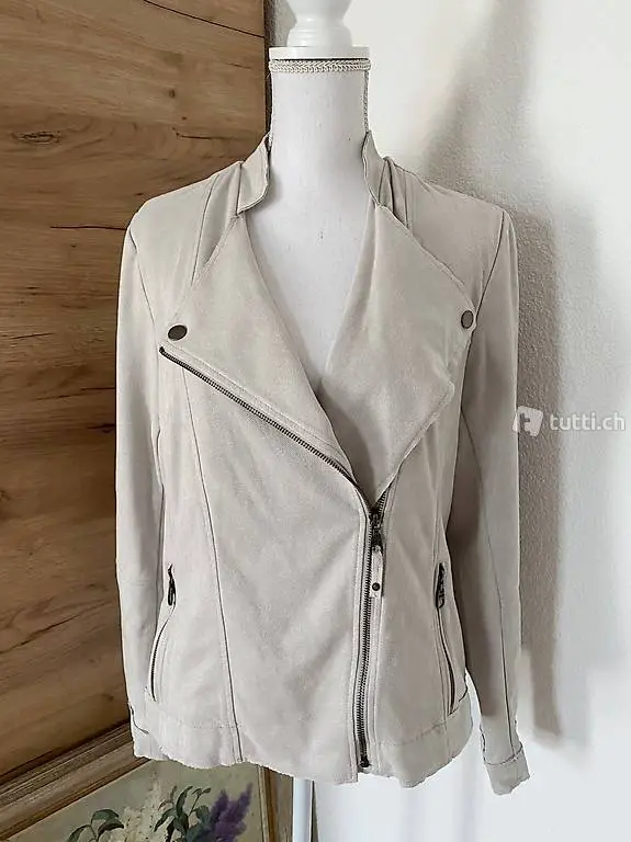 Leichte Damen Jacke von NILE. Gr. L. NEU.