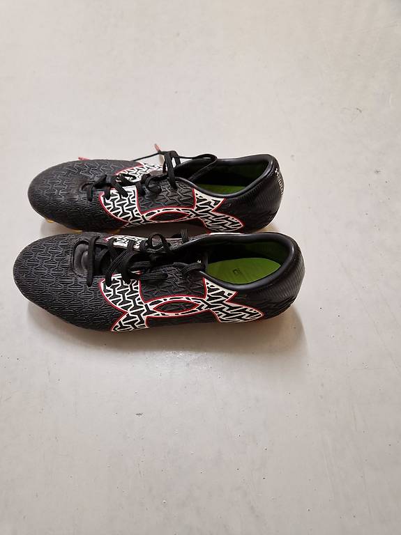 Under Armour ClutchFit Force 2.0 FG Fussballschuhe