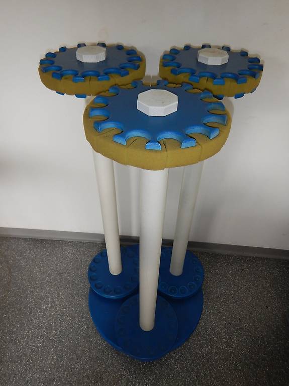 Angelrutenständer 3er Drehständer 42 Plätze - Angelzubehör