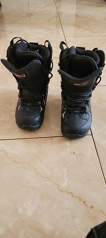 Snowboard Schuhe Gr. 39 Zone Power Schwarz