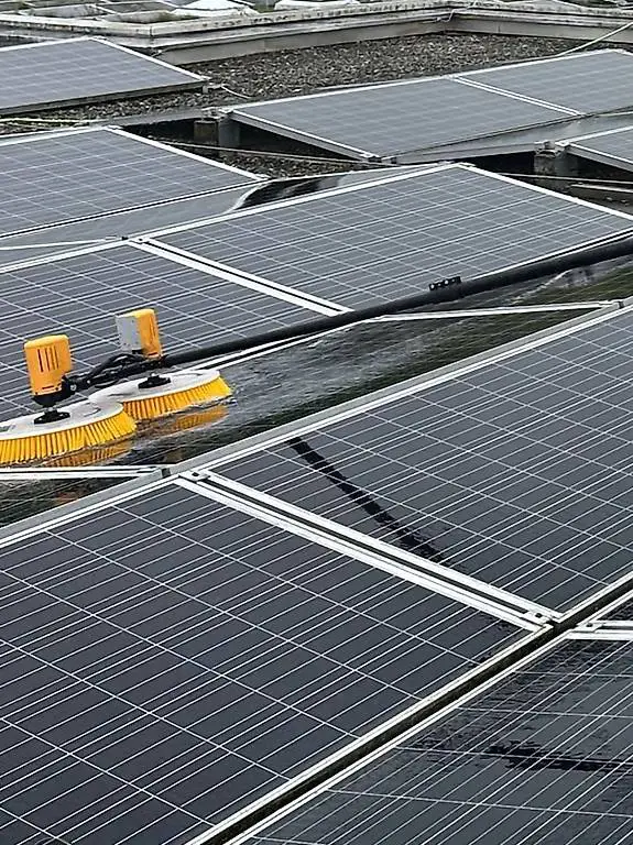 Solar Reinigungs maschine