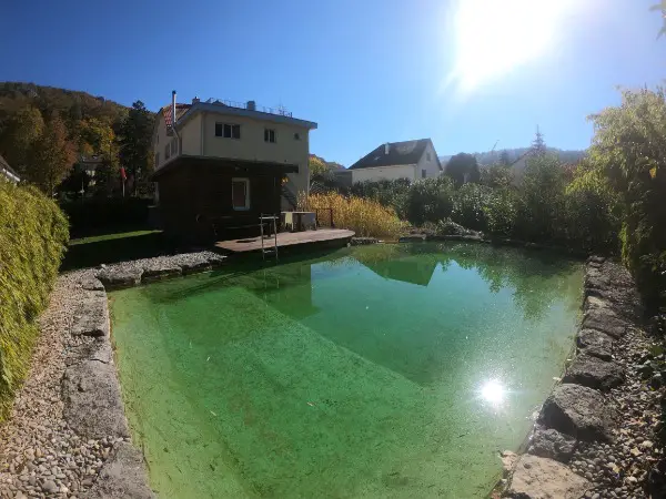 schönes WG-Zimmer mit Garten und Naturbadeteich
