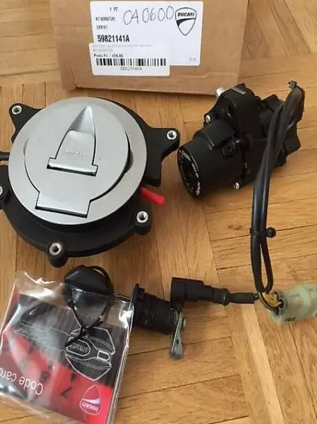 Schlossatz f. Ducati für verschiedene Monsters OEM NEU