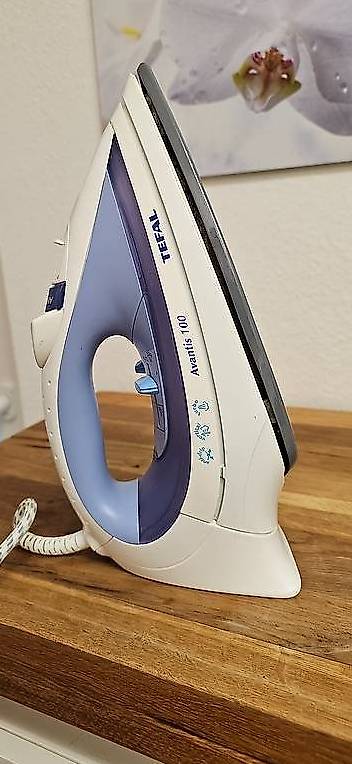 Bügeleisen in gutem Zustand