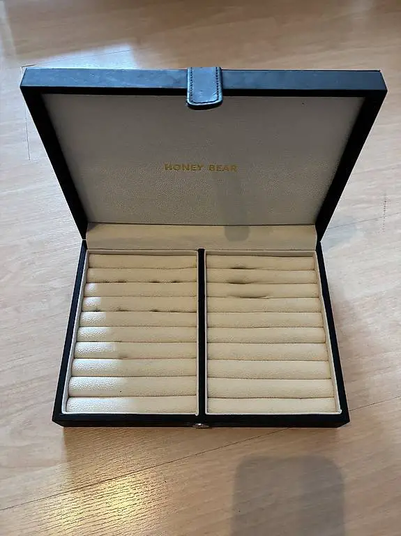 Schmuckkästchen Schmuckbox Kunstleder schwarz