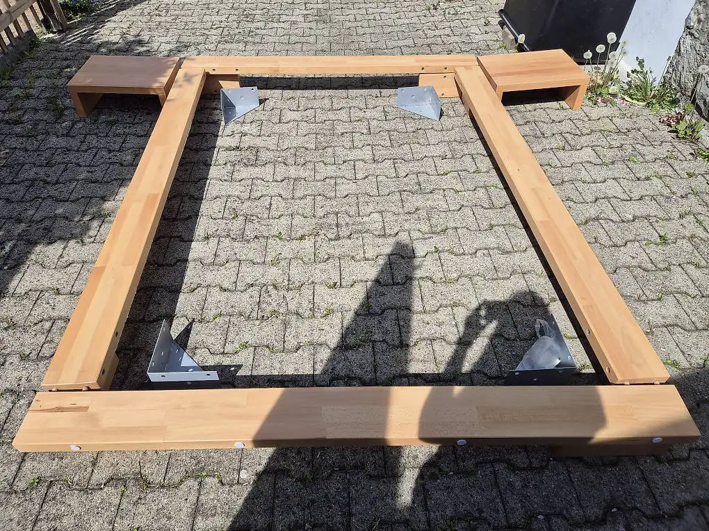 Bettrahmen / Jugend Bett aus Vollholz 140x200cm