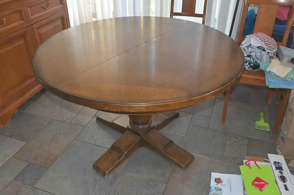 Gratis schwerer runder Holztisch Esszimmertisch ausziehbar