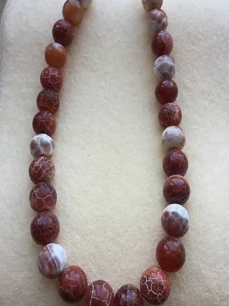 Weathering Achat - Kette Edelstein Mineralien Schmuck Basel