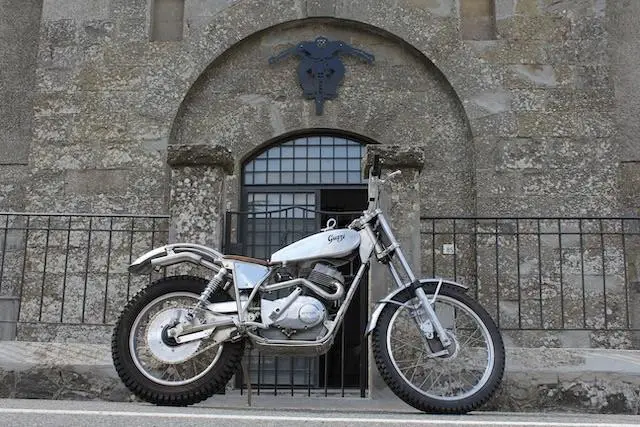 moto guzzi stornello 160
