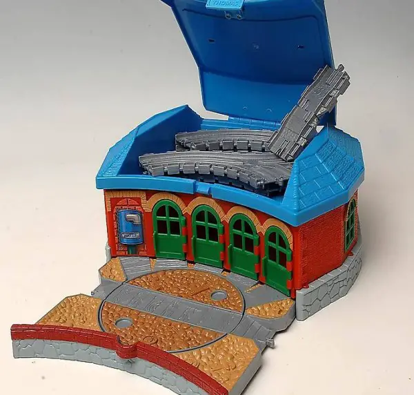 Fur Take Along Loks der Lokschuppen