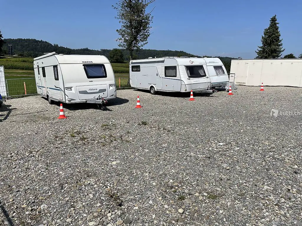  Aussenabstellplatz Parkplatz Anhänger Wohnmobil Wohnwagen