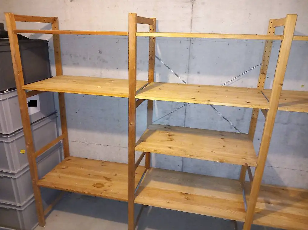 Holzregal Ikea