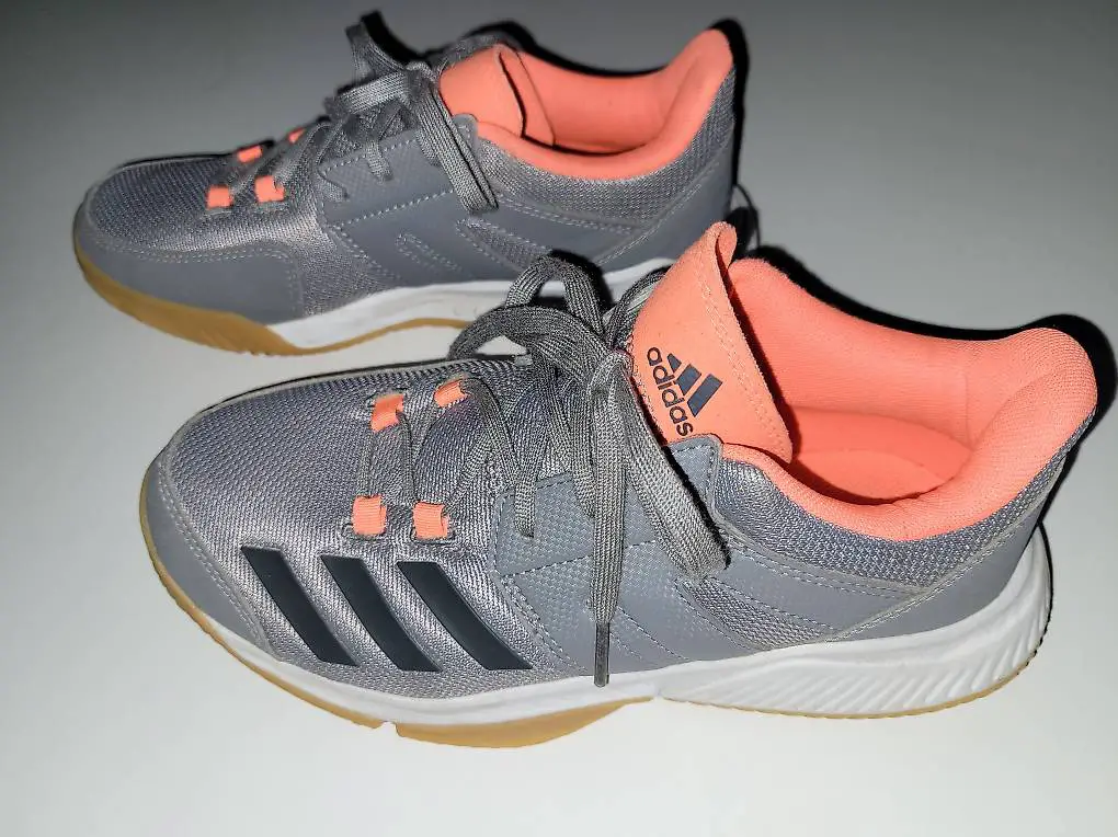 Turnschuhe adidas Gr 37 1/3