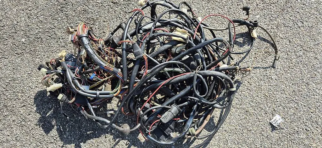 Golf 1 Kabelbaum mit Releplate mit Bohnensicherungen