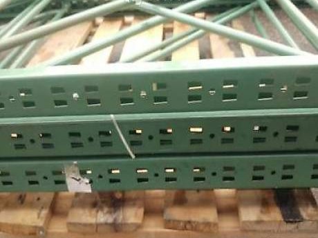  Étagères de stockage lourde charge 3m de haut 6.5 m de long