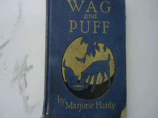 WAG AND PUFF