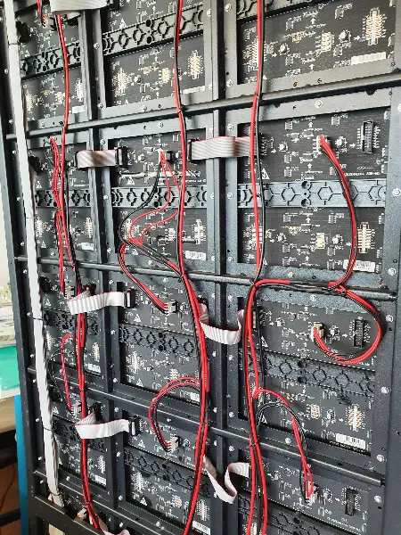 Einzigartiges LED Reklamepanel