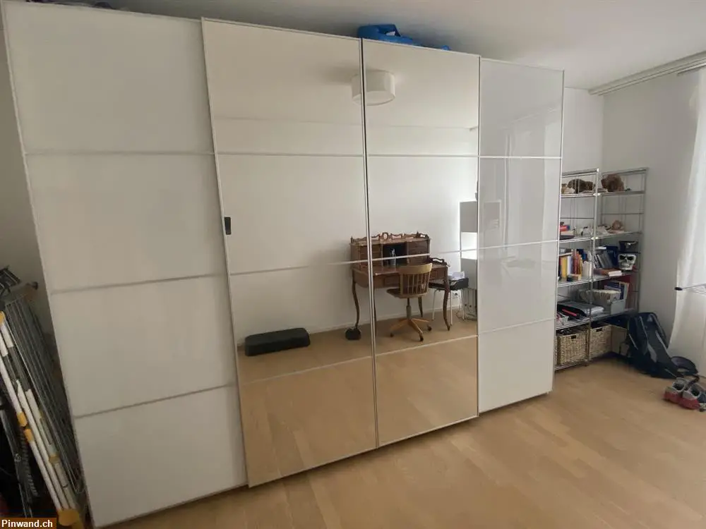 Spiegelschrank neuwertig im Topzustand zu verkaufen