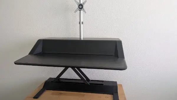 Fellowes Lotus Sitz-Steh Workstation