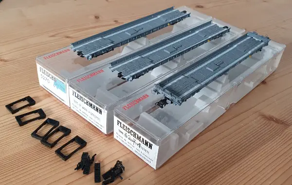Fleischmann 3 x 4 Achser SBB/Hupac 1x 5270 und 2x 5271 OVP