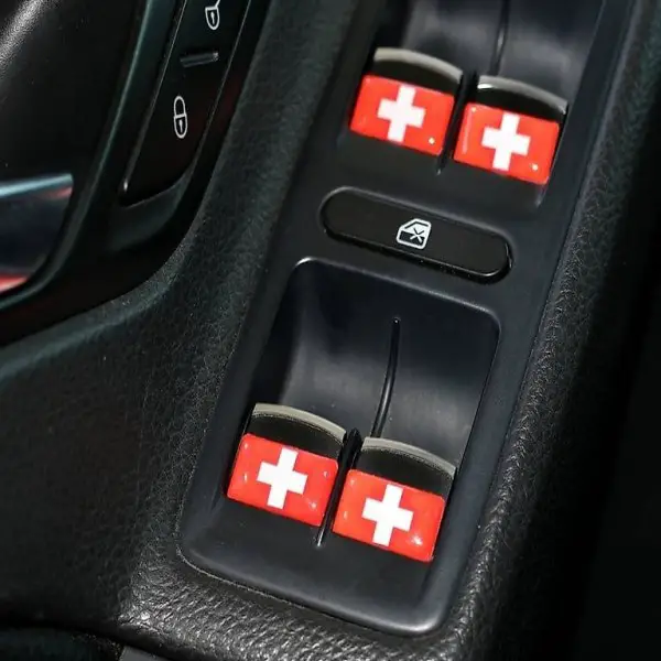 4 Stk. Steuerrad Flagge / Druckknopfflagge