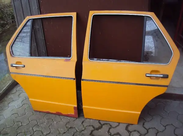 VW Golf 1 Türen hinten