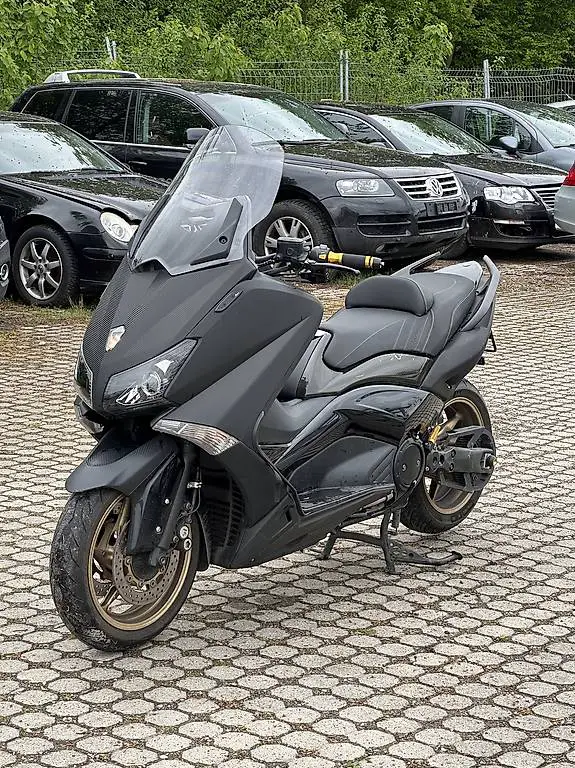 Yamaha tmax